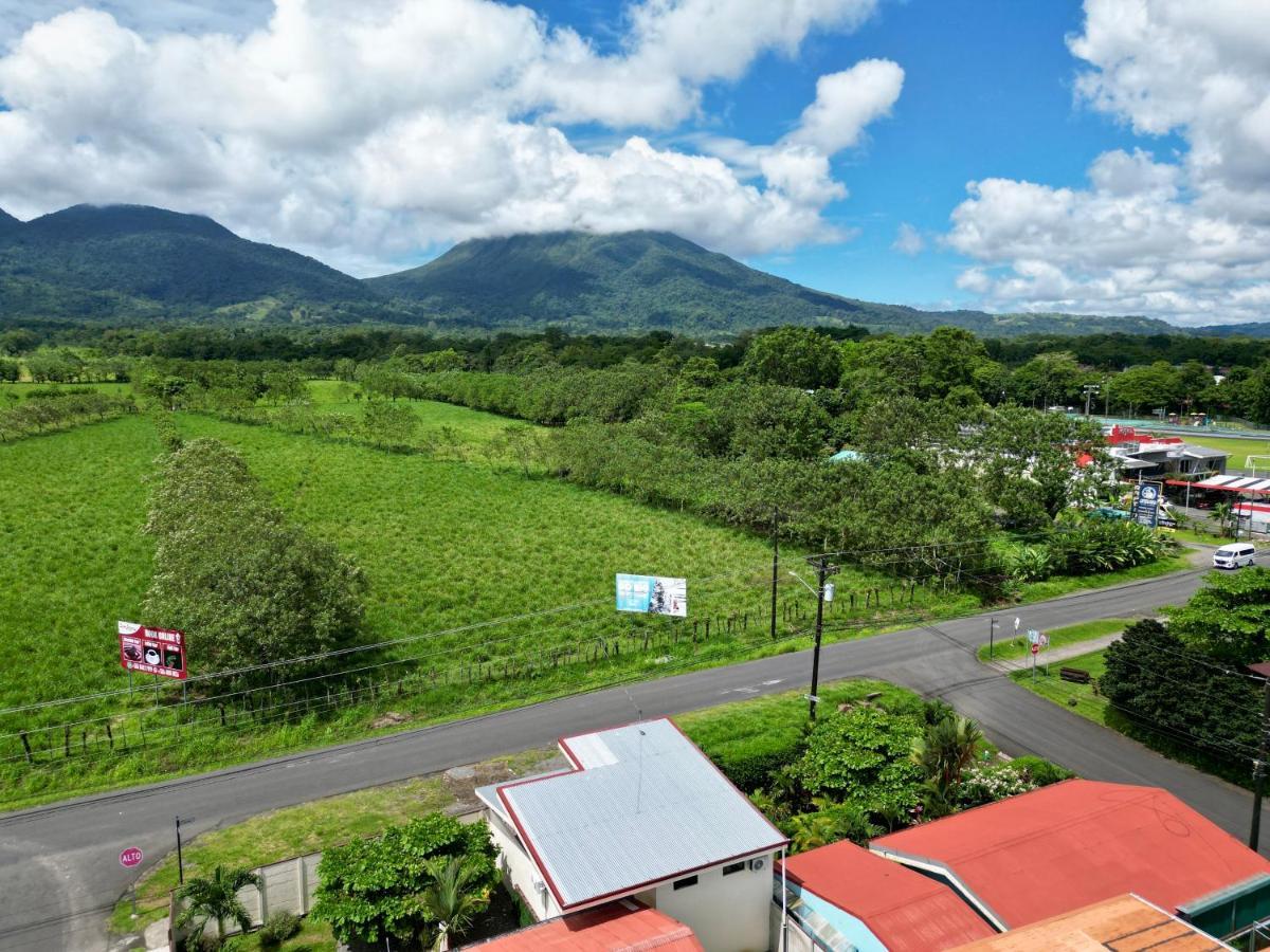 Oasis Arenal Villa Downtown Arenal Volcano View La Fortuna ภายนอก รูปภาพ