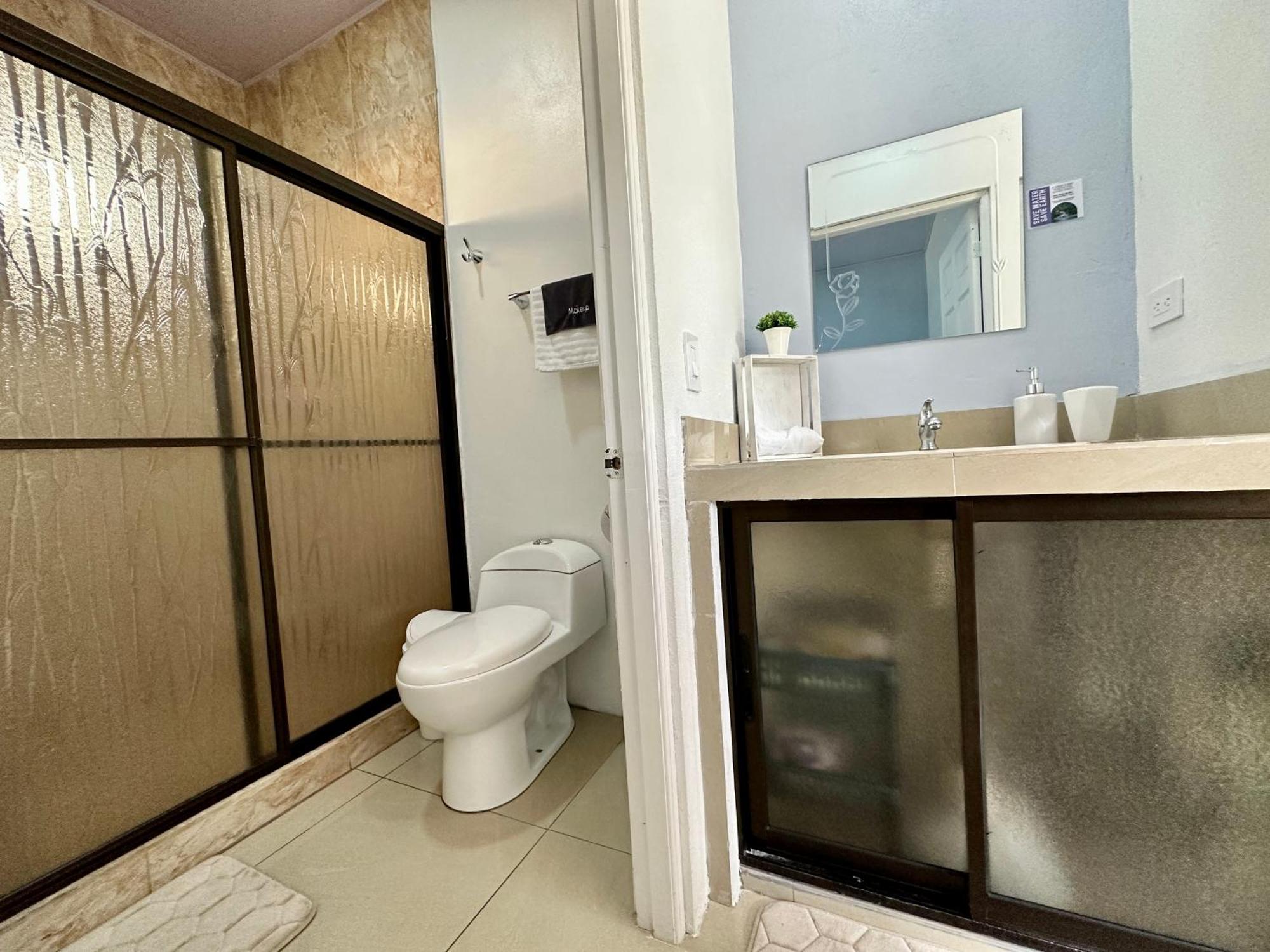 Oasis Arenal Villa Downtown Arenal Volcano View La Fortuna ภายนอก รูปภาพ