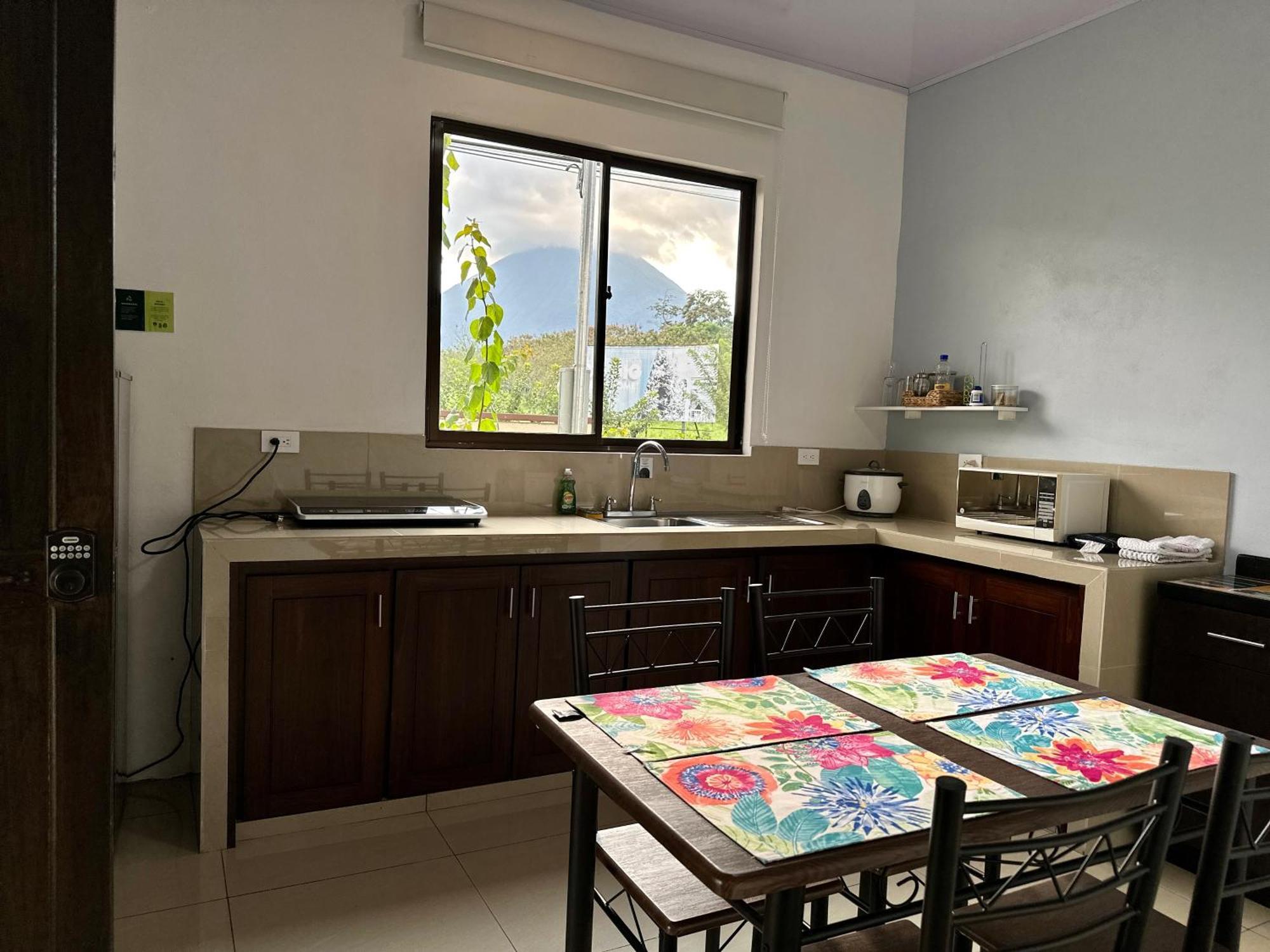 Oasis Arenal Villa Downtown Arenal Volcano View La Fortuna ภายนอก รูปภาพ